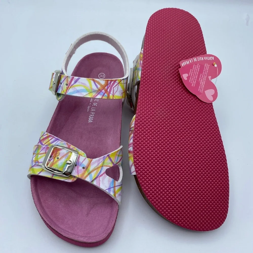 NWT. Agatha Ruiz de la Prada White/Pink Sandals. Size 2-2,5.